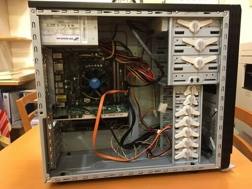 中古ゲーミングPC Win 10Pro i5-3470 グラボ768MB SSD120G メモリ4Gx2枚