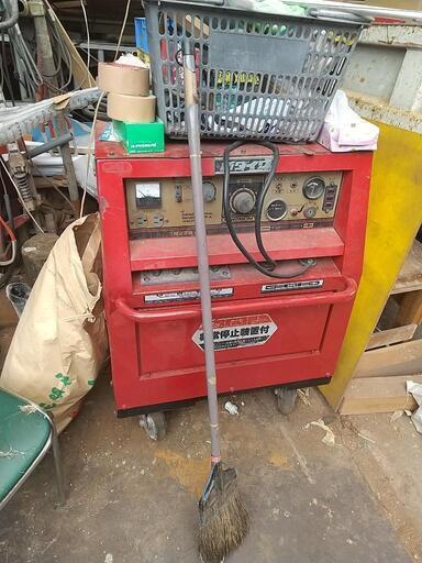 [中古]値下げ、新ダイワディーゼル発電機（三相・単相）,ウエルダー,アーク溶接機.(DGW-280MTS)