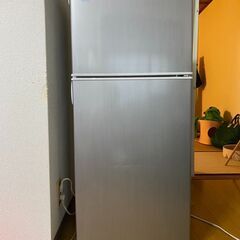 DAEWOO 冷蔵庫 120L 一人暮らしにちょうど良いサイズです