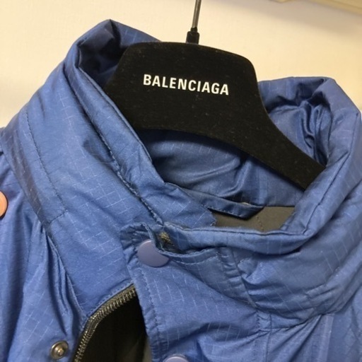 BALENCIAGA(バレンシアガ)の18AW オーバーサイズランニングパーカーです。