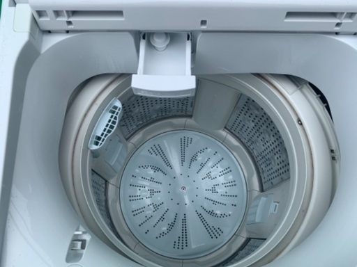 ★2020年製  日立　全自動洗濯機　BW-V70E(W)　7.0kg　ビートウォッシュ　ナイアガラ ビート洗浄　スリムタイプ　Ｎｏ57 - 家電