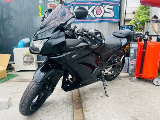 ★実動！ Ninja250R 黒 前後タイヤ新品！ フルカウル バックステップ フェンダーレス 千葉 木更津から ローン可！ 配送可！ 250cc★