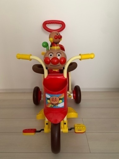 ほぼ未使用　室内使用　アンパンマン　三輪車