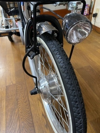 再掲載)未使用・新品同等・電動アシスト自転車・三輪 国内トップクラス 