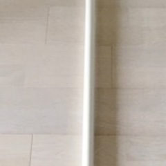 伸縮可能　突っ張り棒（110〜180センチ）