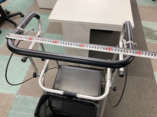 展示品　スワン　歩行器　アシストシルバーカーニューDX　歩行補助器具　手押し車　ハンドブレーキ付（グリップ）シルバーカー　介護用品　折りたたみ　高さ調整　リハビリ　五十畑工業　愛知　岐阜　三重　一宮市 グッドプライス一宮