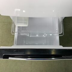 (220616)　ハイセンス　冷凍冷蔵庫　HR-D1301　2016年製