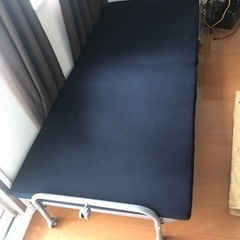 ニトリ　折り畳みシングルベッド