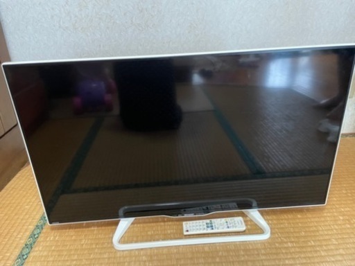 SHARP AQUOS 40インチ　ホワイト