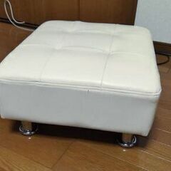 あげます　中古のオットマン