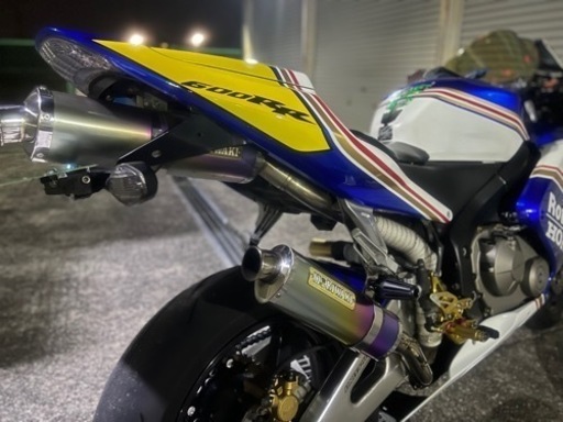 CBR600RR ロスマンズ　PC37 HONDA