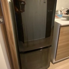 2018年製三菱ノンフロン冷凍冷蔵庫146L