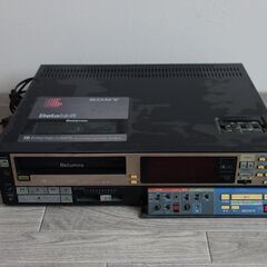 ベータマックスのビデオデッキ SONY SL-HF66ジャンク品