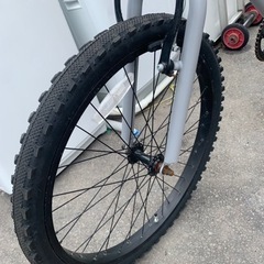 t ストリートbicycle 自転車　替えタイヤ付き　2022年式　万代店