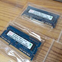 メモリ2つ Hynix 2GB 1Rx8 PC3-10600s-...
