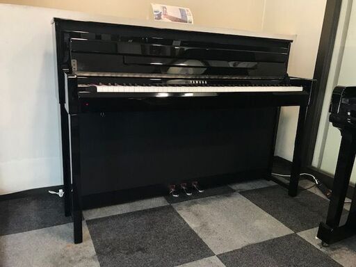 ヤマハ　中古電子ピアノ　CLP-585PE　2016年製