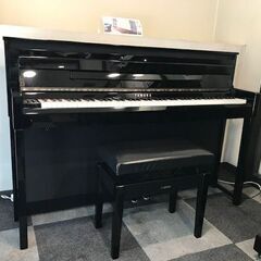 ヤマハ　中古電子ピアノ　CLP-585PE　2016年製