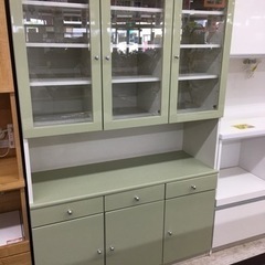 レトログリーン　食器棚