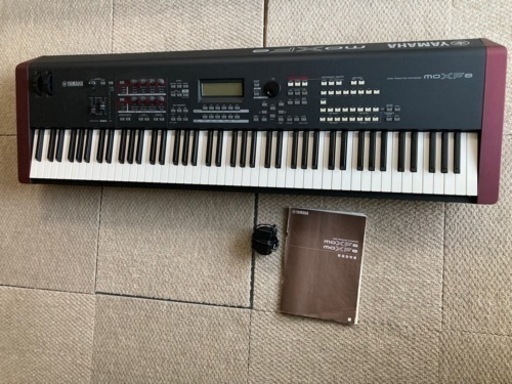 YAMAHA MOXF8　ピアノタッチキーボード　シンセサイザー88鍵盤