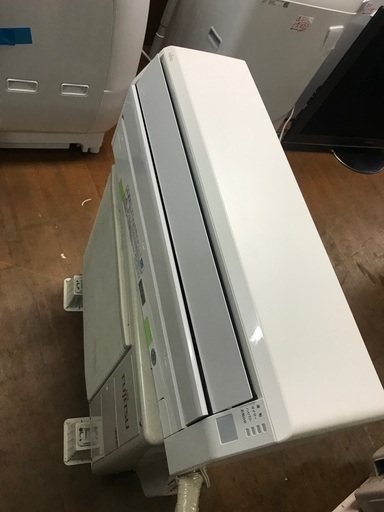 2016 Fujitsu 6 畳。 無料のエアコンの設置