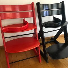 高さを調整できる子供椅子・赤と黒