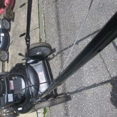 アメリカ製芝刈り機4.5馬力サイド排出！