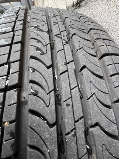 タイヤ、ホイール タイヤ ROADSTONE 15インチ ほぼ新品に近い〜‼️早い 