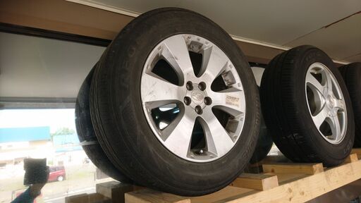 225/60R17 Bridgestone Subaru  4本 5分山