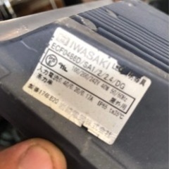 ほぼ新品　TOTO ピュアレストQR　CS232B 2台セット-LEDライト 4本