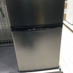 中古の冷蔵庫　MAXZEN　JR090ML01GM　2019年製です。