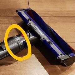 【未使用純正バッテリー付き】Dyson V8 Slim Fluffy★スリムソフトローラークリーナーヘッド→ジャンク扱い