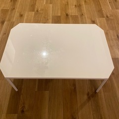 折りたたみテーブル　シャイン　7550 WH ニトリ製