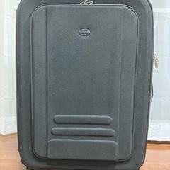 【中古】大型スーツケース（ソフトケース）