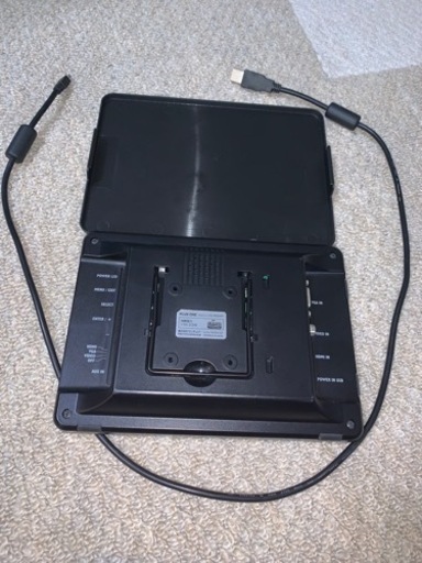 センチュリー 8インチHDMIマルチモニター PLUS ONE HDMI LCD-8000VH