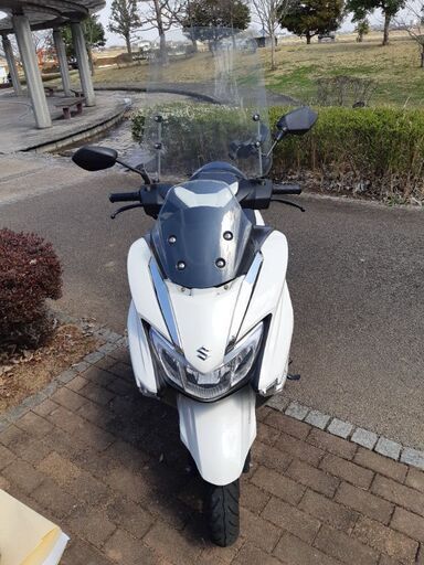 SUZUKIバーグマン125