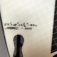 【引渡先決定済み】サーフボード JS BLACKBOX3 5\'11 33L