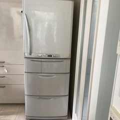 三菱製　大型古い冷蔵庫