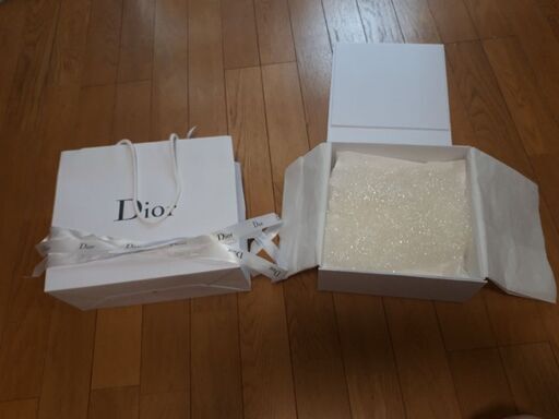 Dior 空き箱と紙袋とリボン