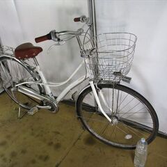C13　限定特価　整備済み★ブリヂストン　ロココロイヤル　ベルトドライブ　ホワイト★ 中古自転車 【27インチ 】 (*^▽^*)