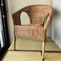 ラタンチェア 籐の椅子