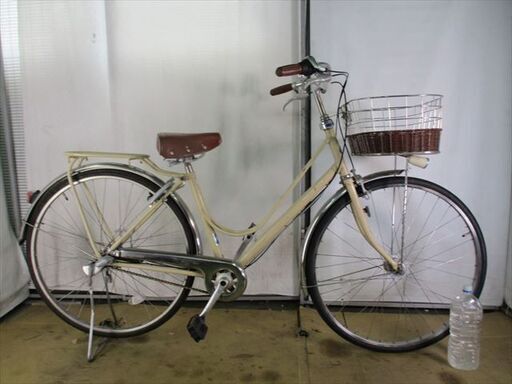 C25　限定特価　整備済み★ブリヂストン　カジュナ　アイボリー★ 中古自転車 【27インチ 】
