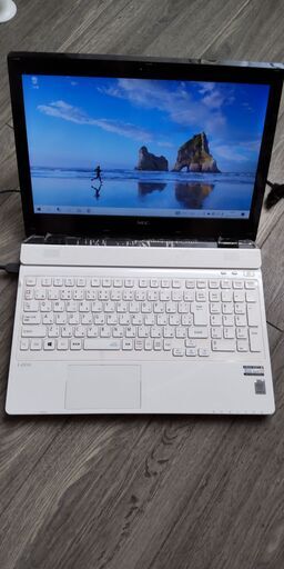 【最終値下げ】NEC ノートパソコン LaVie Direct NS(S)