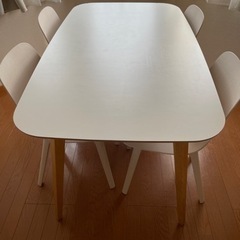 IKEA ダイニングテーブル　椅子4脚セット