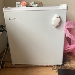 小型冷蔵庫(★受け渡し者決定しました)
