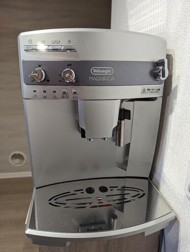 【有効期間内の保証書付】DeLonghi デロンギ 全自動コーヒーメーカー マグニフィカ シルバー ESAM03110S\n\n