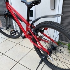 お取引中」値下げ！ヨツバサイクル 8段変速 22インチ自転車