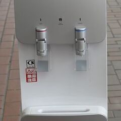 ☆PREMIUM WATER HC14D1L-WD-WBSM3 ウォーターサーバー ボトルカバー付き