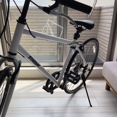 クロスバイク シマノ製7段変速 700c ワイヤ錠・ライト付き 前後ブレーキ