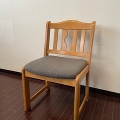 人気のカリモク♪素朴でかわいいデザインのチェア 椅子