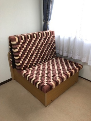 シングルベッド超高級品　定価◯十万円　ソファにもなる　大型収納付き